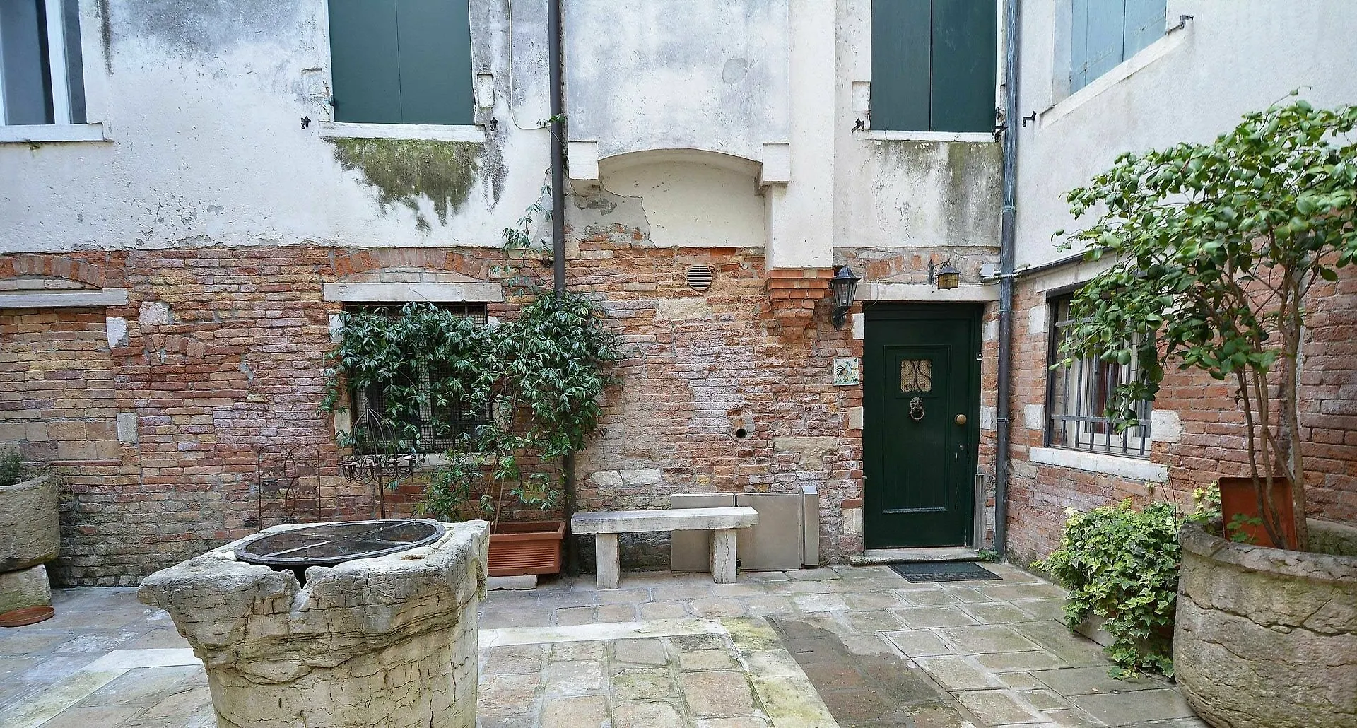 Nicole Apartment Venice